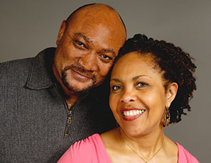 Photo of a couple smiling. Link to Life Stage Gift Planner Under Age 60 Situations.